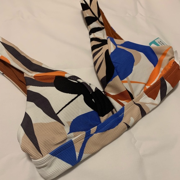 Seafolly - In the Jungle Bikini Top in Size 10 - Picture 6 of 11